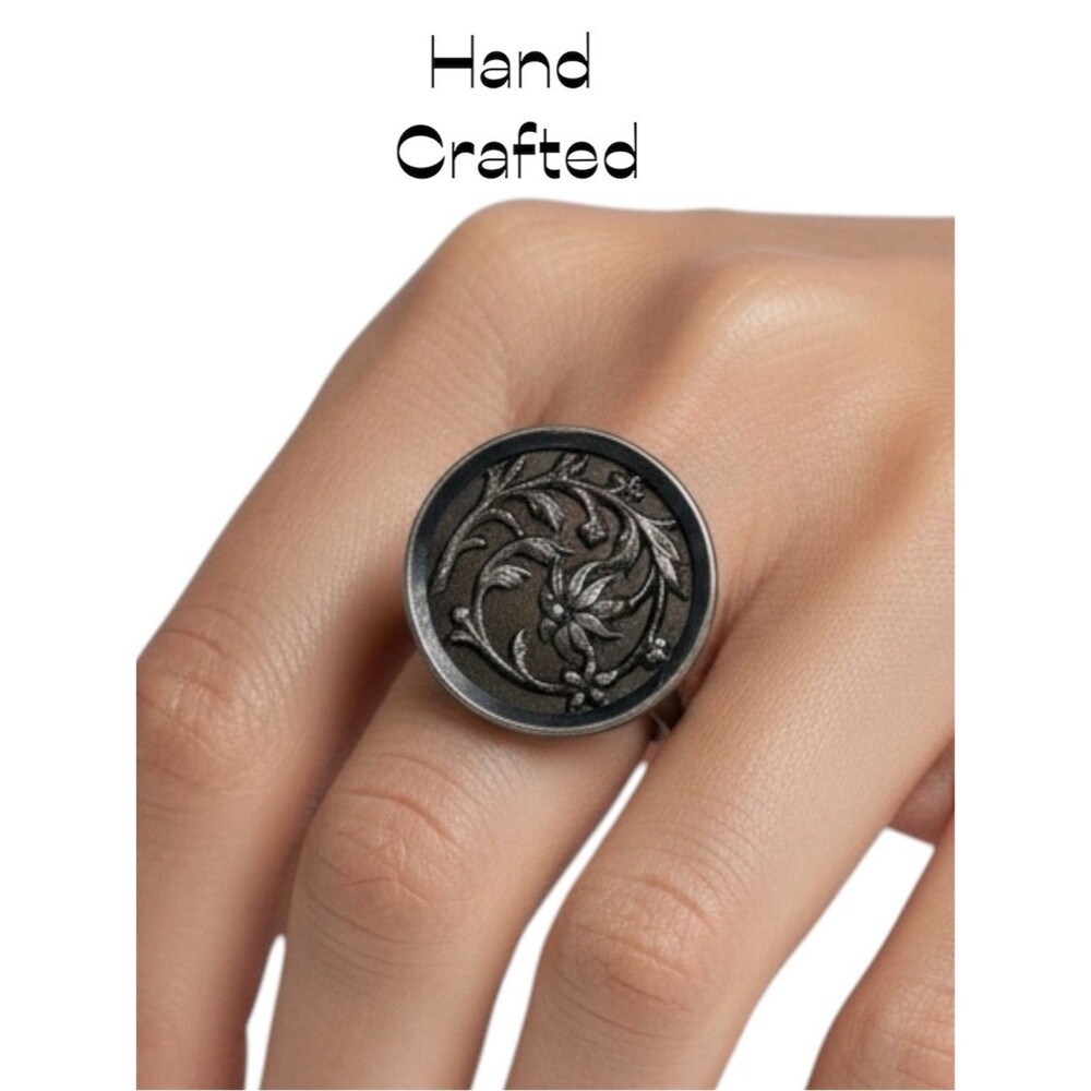 Hand Crafted Antique Metal Silver Floral Button Adjustable Ring NWT OS